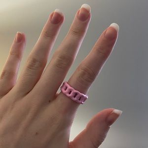 ⭐️2 for $30⭐️ Evryjewels Baby Pink Enamel Ring